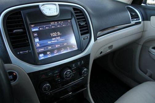 2013 Chrysler 300 Base