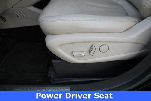 2020 Lincoln Nautilus Standard