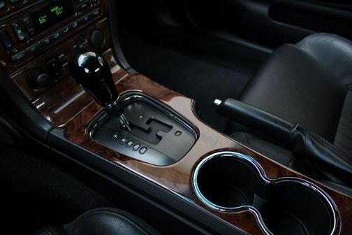 2005 Ford Thunderbird