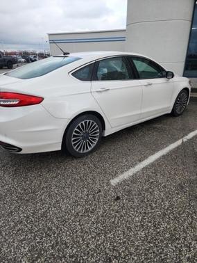 2017 Ford Fusion SE