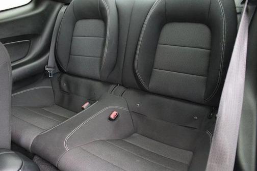 2017 Ford Mustang V6