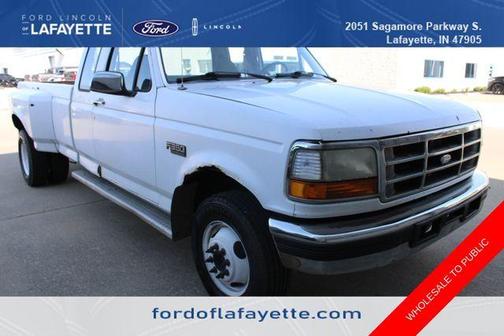 White 1996 Ford F-350 XL DRW