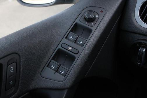 2017 Volkswagen Tiguan 2.0T S