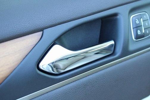 2015 Lincoln MKC Base