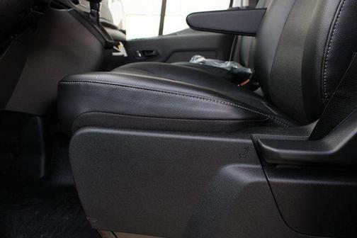 Oxford White 2026 Ford Transit-250 148 WB Medium Roof Cargo