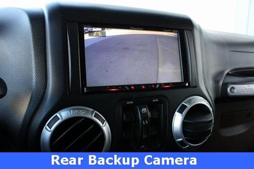 2011 Jeep Wrangler Unlimited Sahara