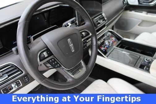 2022 Lincoln Navigator Black Label