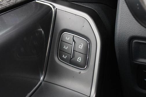 Oxford White 2026 Ford F-150 Lariat