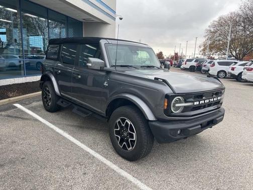 2023 Ford Bronco Outer Banks