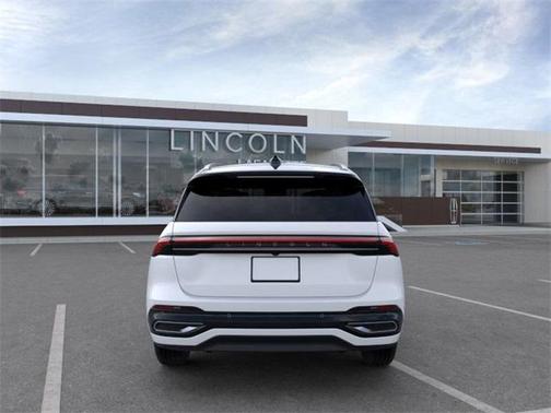 2025 Lincoln Nautilus Reserve