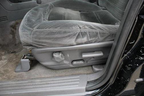 2003 Ford Explorer XLT