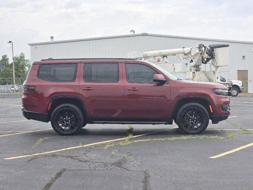 2022 Jeep Wagoneer Series III Carbide 4x4
