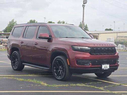 2022 Jeep Wagoneer Series III Carbide 4x4