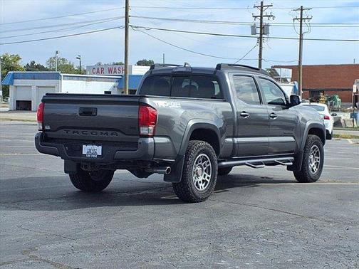 2016 Toyota Tacoma SR5