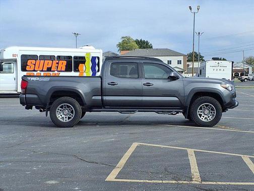 2016 Toyota Tacoma SR5