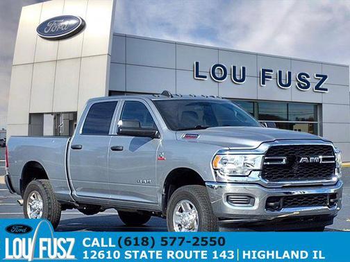 2022 RAM 2500 Tradesman Crew Cab 4x4 6'4' Box