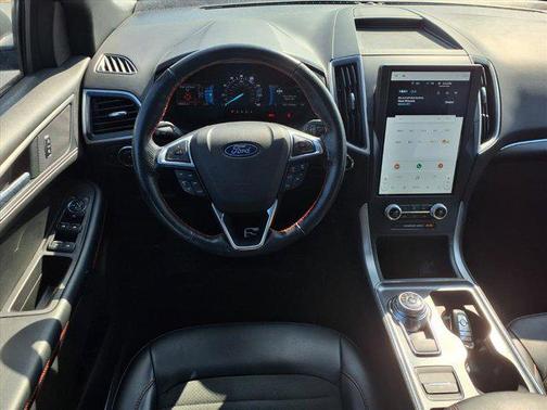 2022 Ford Edge ST Line