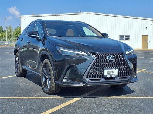 2022 Lexus NX 450h+ Luxury