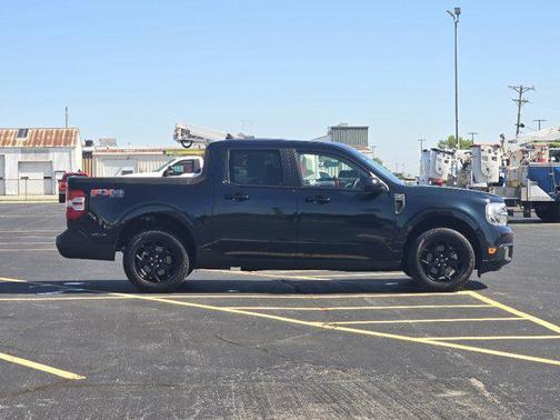 2023 Ford Maverick Lariat