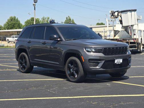 2024 Jeep Grand Cherokee Altitude