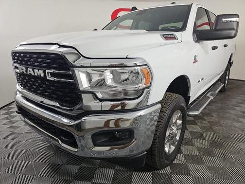 2024 RAM 2500 Big Horn Crew Cab 4x4 64' Box