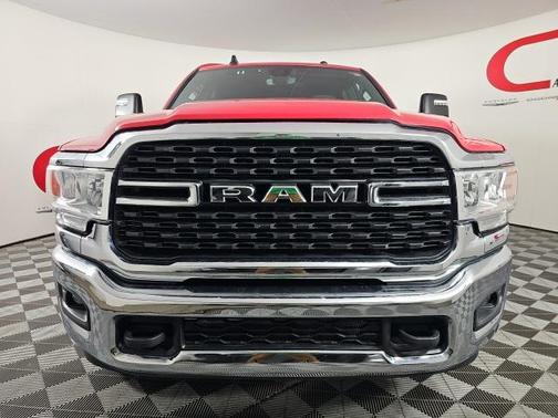 2024 RAM 2500 Big Horn Crew Cab 4x4 64' Box