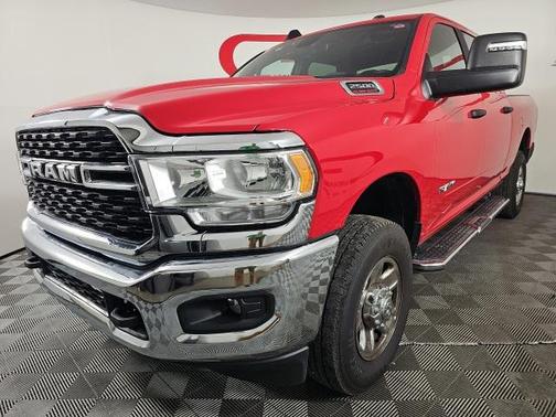 2024 RAM 2500 Big Horn Crew Cab 4x4 64' Box