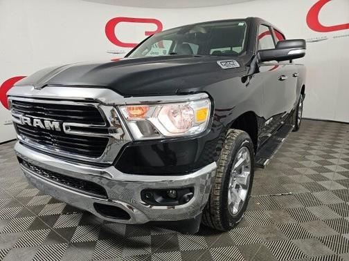 2019 RAM 1500 Big Horn/Lone Star Crew Cab 4x4 57' Box