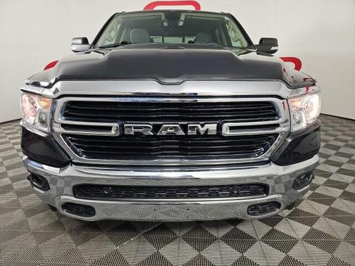 2019 RAM 1500 Big Horn/Lone Star Crew Cab 4x4 57' Box