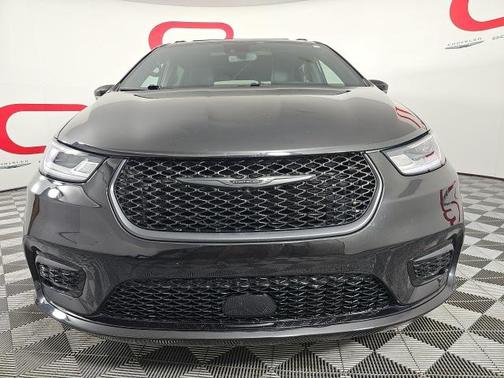2021 Chrysler Pacifica Limited AWD