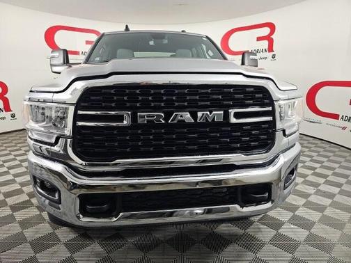 2024 RAM 2500 Big Horn Crew Cab 4x4 64' Box