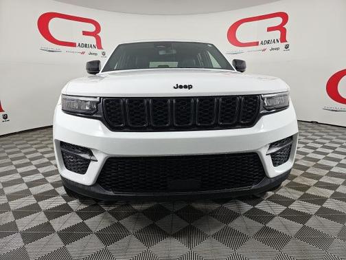 2023 Jeep Grand Cherokee Altitude 4x4