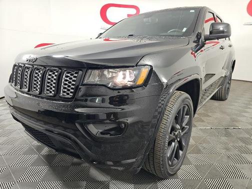 2022 Jeep Grand Cherokee WK Laredo X 4x4