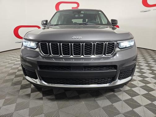 2021 Jeep Grand Cherokee L Laredo 4x4