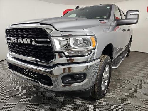 2024 RAM 2500 Big Horn Crew Cab 4x4 64' Box