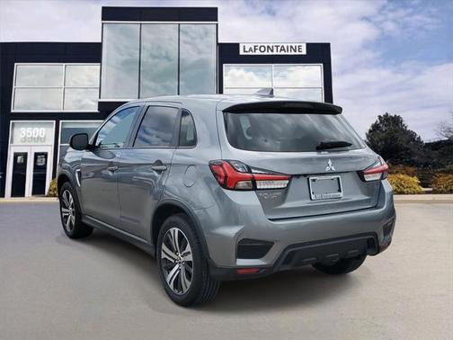 2023 Mitsubishi Outlander Sport SE