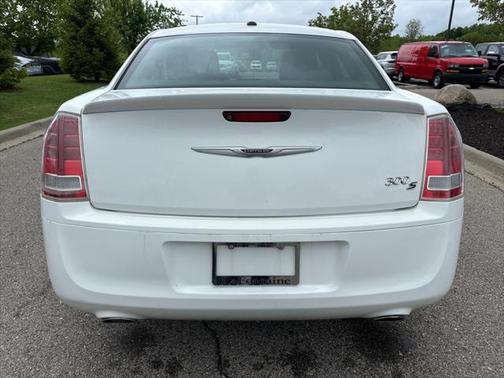 2012 Chrysler 300 S