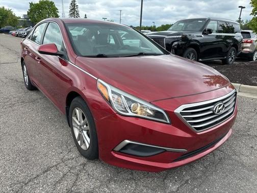 2016 Hyundai SONATA SE