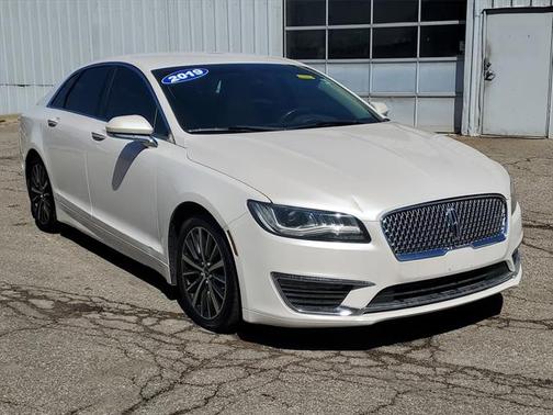 2019 Lincoln MKZ Standard