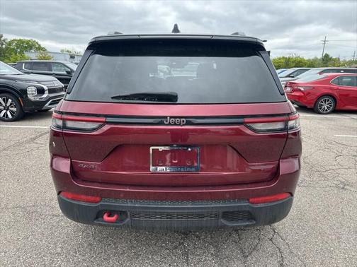 2022 Jeep Grand Cherokee Trailhawk