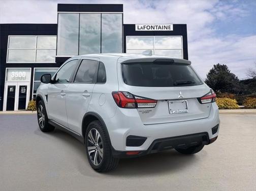 2023 Mitsubishi Outlander Sport SE