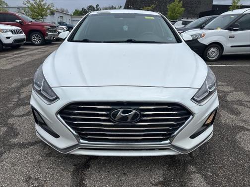 2018 Hyundai SONATA SE