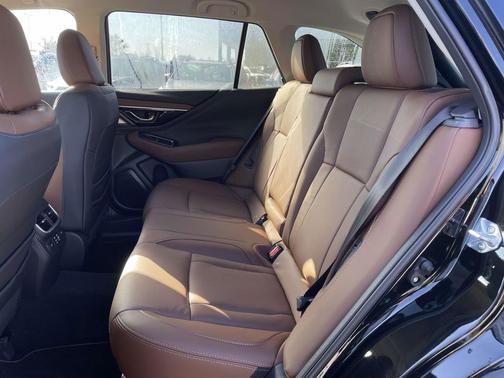 2025 Subaru Outback Touring