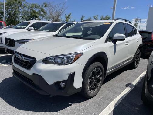 Crystal White Pearl 2023 Subaru Crosstrek Premium