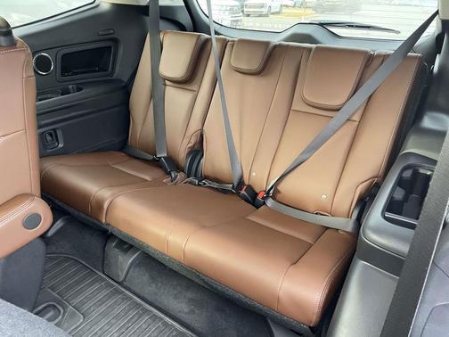 2025 Subaru Ascent Touring