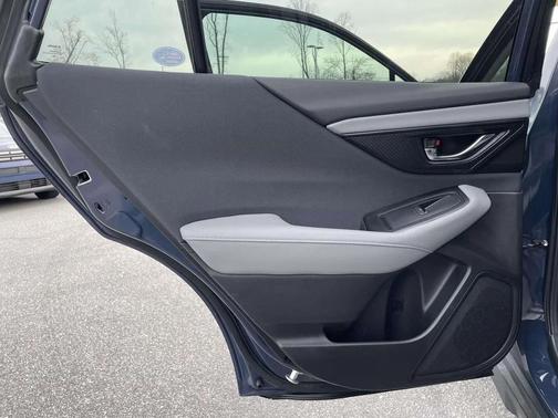 Cosmic Blue Pearl 2025 Subaru Outback Premium