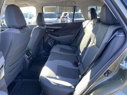 2025 Subaru Outback Onyx Edition XT