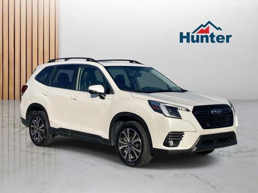 Crystal White Pearl 2023 Subaru Forester Limited