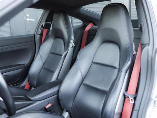 2017 Porsche 911 Carrera GTS