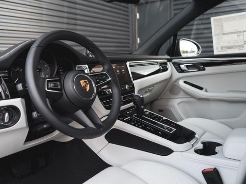 2026 Porsche Macan S